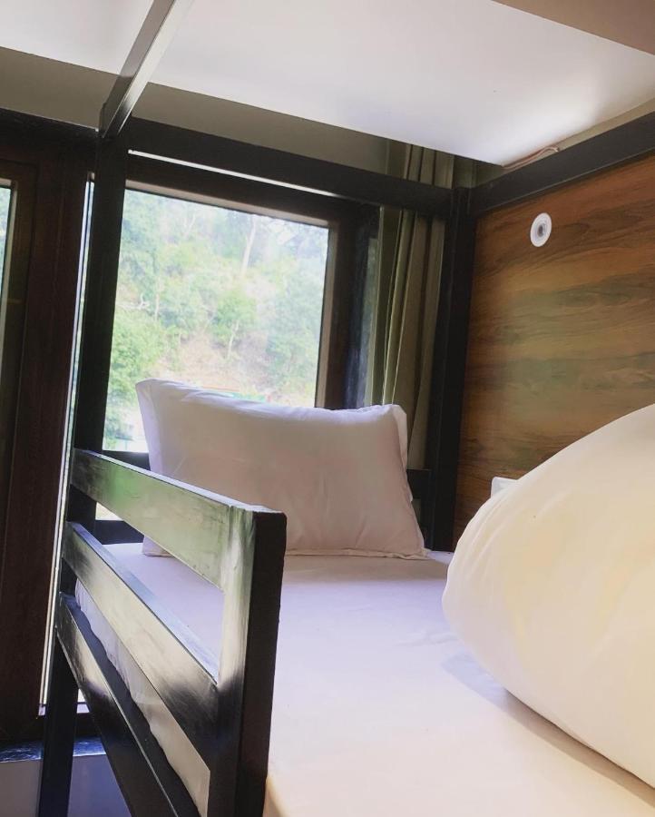 Hotel & Hostel Vimal Ganga Ришикеш Экстерьер фото
