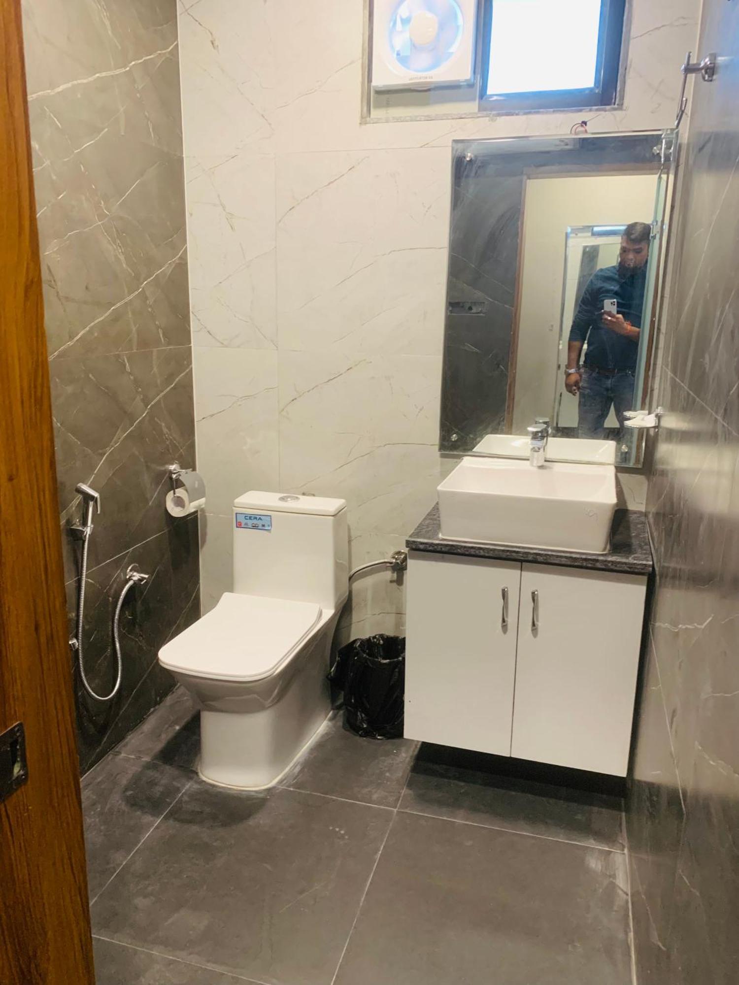 Hotel & Hostel Vimal Ganga Ришикеш Экстерьер фото