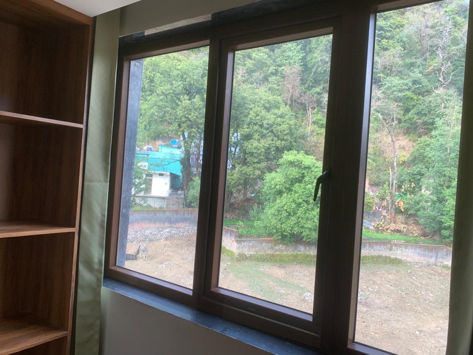 Hotel & Hostel Vimal Ganga Ришикеш Экстерьер фото